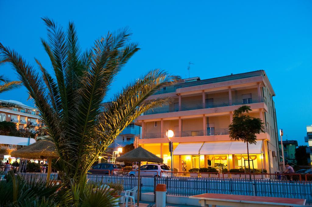 Albergo Villa Mauri Rimini Zewnętrze zdjęcie